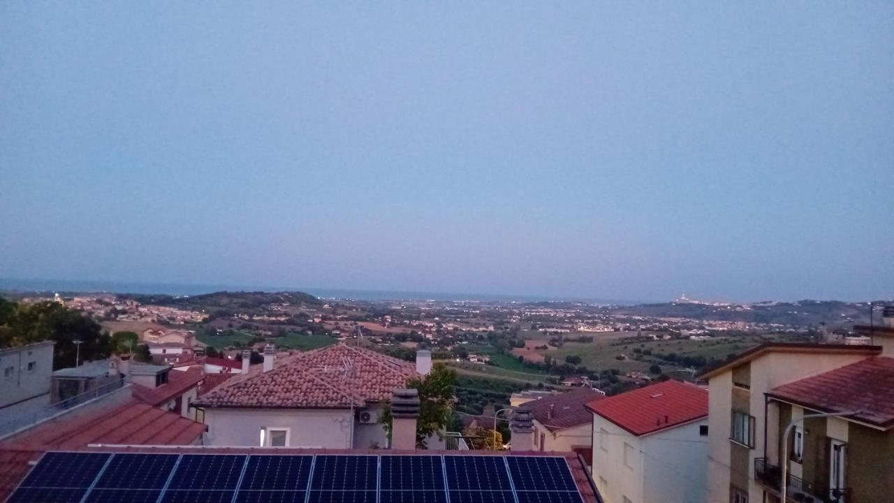 La Dimora Dei Musicisti Panzió Castelfidardo Kültér fotó